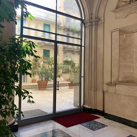 Apartment Majno - Your From Milan