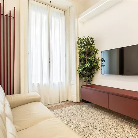 Apartment Majno - Your From Milan