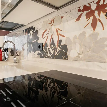 Apartment Majno - Your From Milan